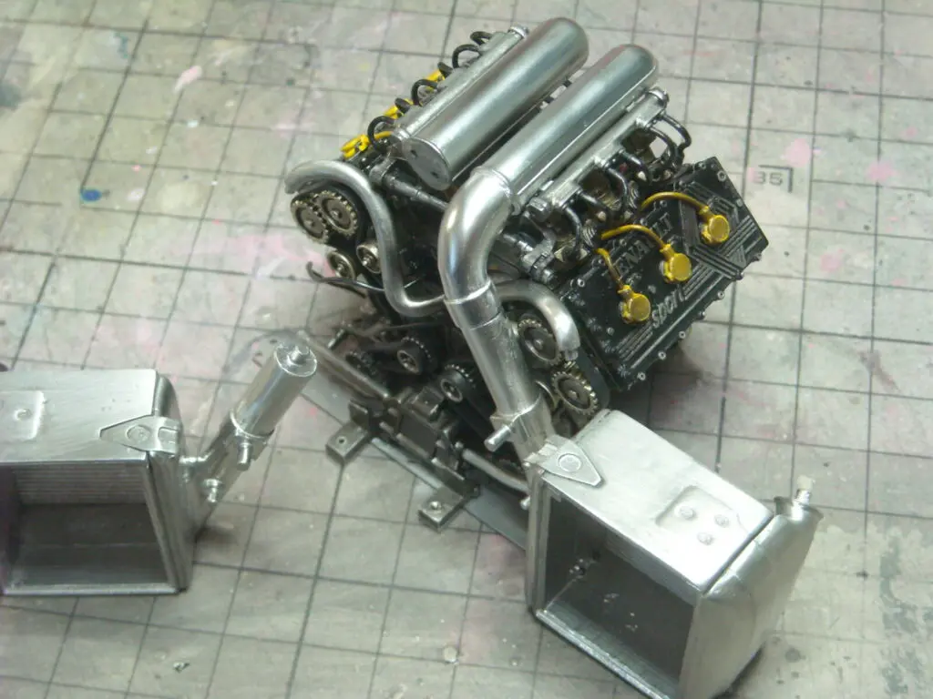 MFH 1/12 LOTUS 97T 製作ブログ ♯4【 エンジンの取り付け 】 | Car